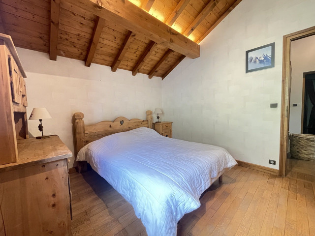 _lv_images__lot_0000970431_09_7209614