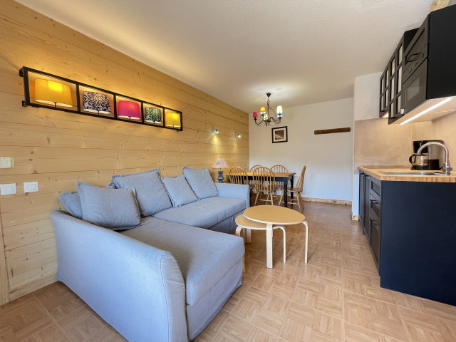 _lv_images__lot_0000970432_12_6823647