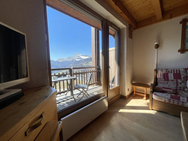 _lv_images__lot_0000970433_05_8340897 _lv_images__lot_0000970433_05_8340897