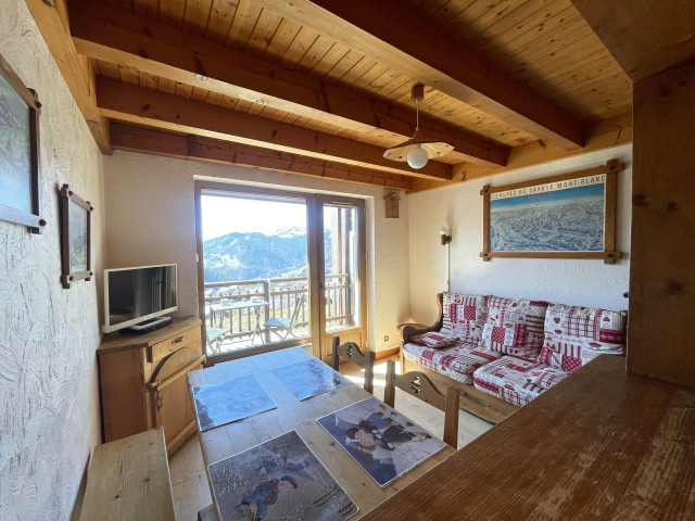 _lv_images__lot_0000970433_06_7169788