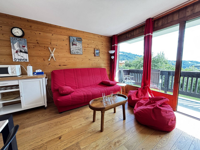 _lv_images__lot_0000970437_06_7728479