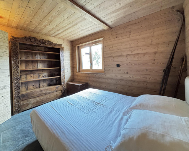 _lv_images__lot_0000970438_09_7542915