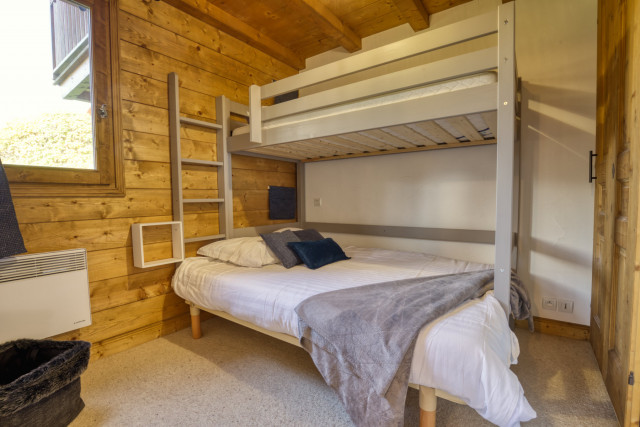 _lv_images__lot_0000970439_07_7696694