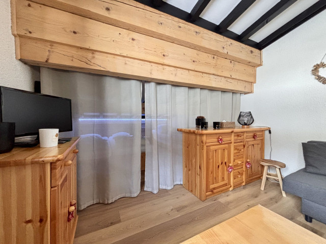 _lv_images__lot_0000970443_08_7423238 _lv_images__lot_0000970443_08_7423238