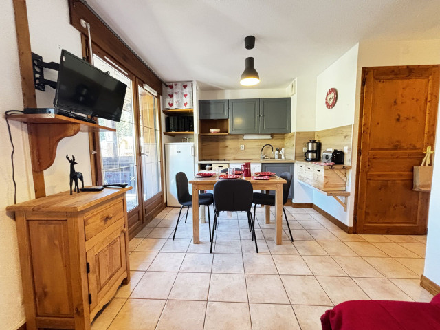 _lv_images__lot_0000970444_08_7135520 _lv_images__lot_0000970444_08_7135520