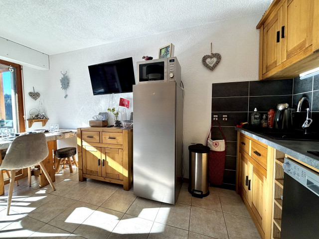 _lv_images__lot_0000970446_15_6903950