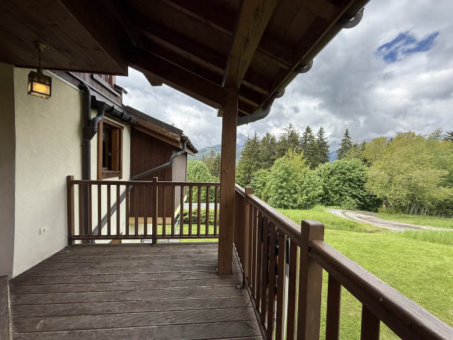 _lv_images__lot_0000970447_04_7400992 _lv_images__lot_0000970447_04_7400992