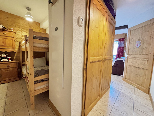 _lv_images__lot_0000970448_10_7648048 _lv_images__lot_0000970448_10_7648048