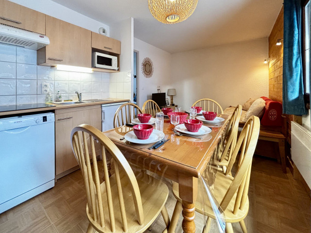 _lv_images__lot_0000970449_01_7084208