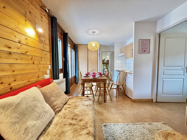 _lv_images__lot_0000970449_04_7442807 _lv_images__lot_0000970449_04_7442807