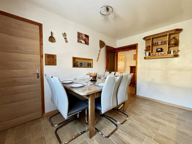 _lv_images__lot_0000970451_06_6994338 _lv_images__lot_0000970451_06_6994338