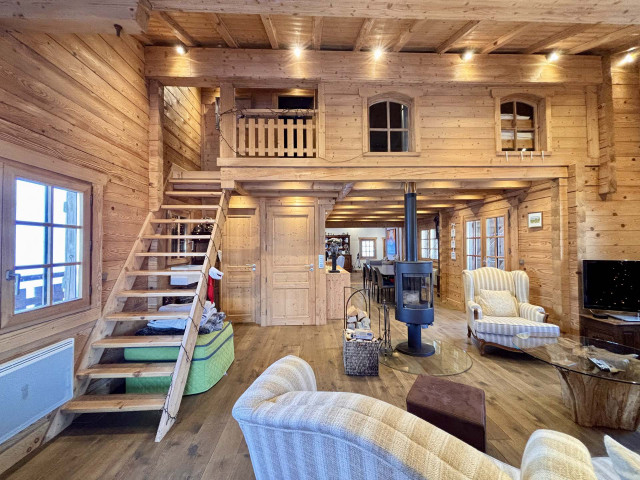 _lv_images__lot_0000970452_04_8402270 _lv_images__lot_0000970452_04_8402270