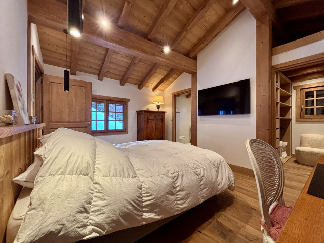 _lv_images__lot_0000970452_05_7379566