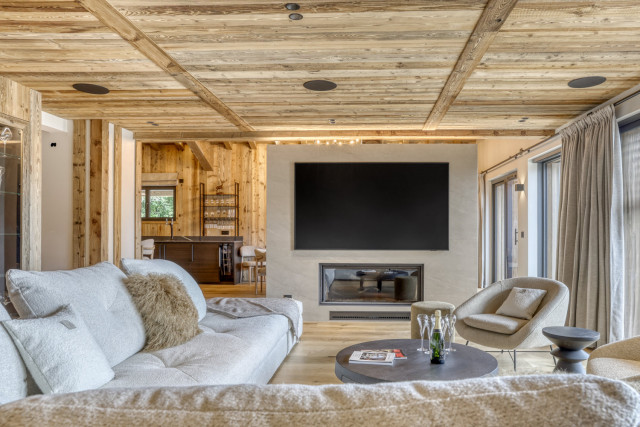 _lv_images__lot_0075554092_03_8292287
