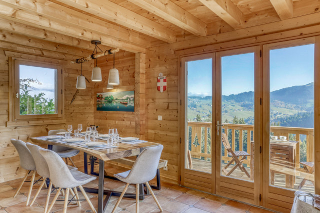 _lv_images__lot_0075554102_03_7682499