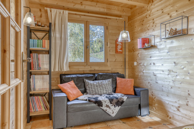 _lv_images__lot_0075554102_05_7751977