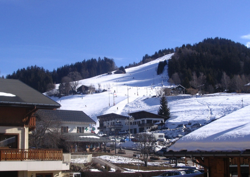 Vue sur les pistes depuis la balcon