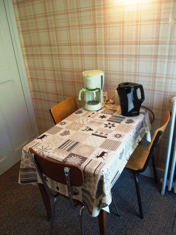 Cuisine avec table Cuisine avec table