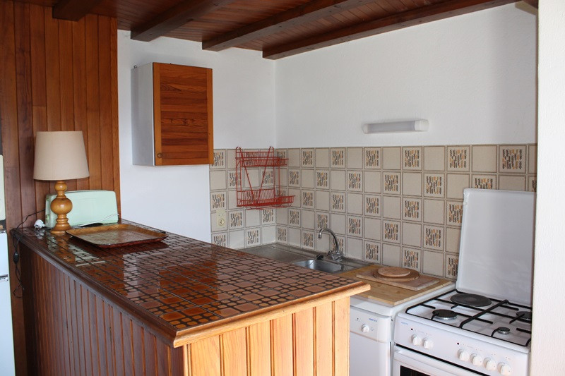 Coin cuisine ouverte sur séjour