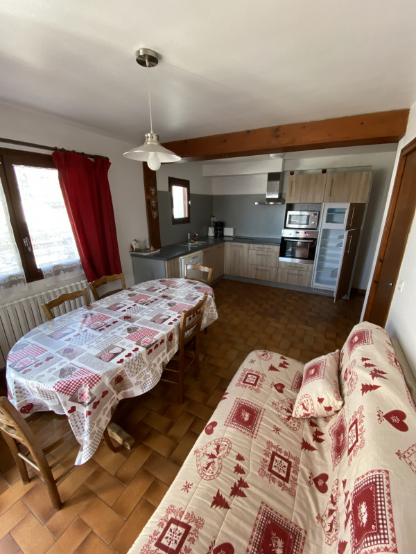 Séjour avec cuisine