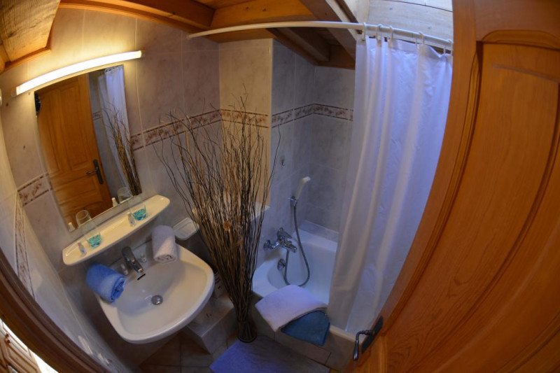 Salle de bain - © Jean-Pierre Bibollet-Ruche Salle de bain