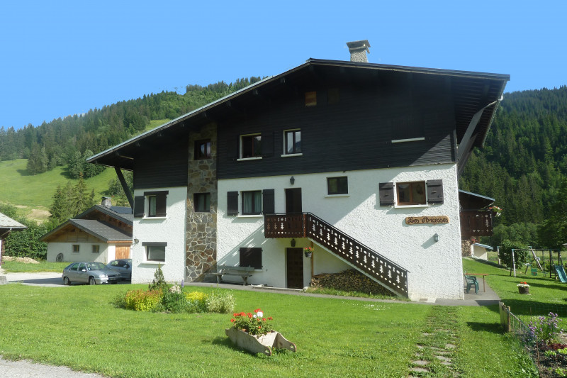 Chalet Eté - © Paul Bouchex Chalet Eté