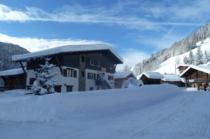 Chalet Hiver - © Paul Bouchex Chalet Hiver