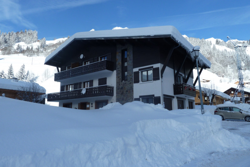 Chalet Hiver - © Paul Bouchex Chalet Hiver