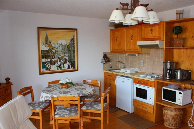 _clients_227359002_photos_16c_6982511 _clients_227359002_photos_16c_6982511