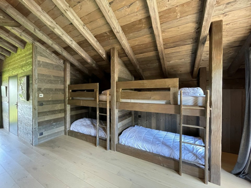 _clients_227359002_photos_210q_6762435