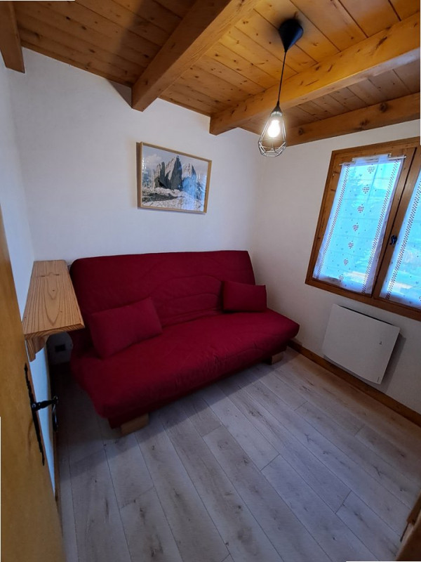 _clients_227359002_photos_319j_7533526