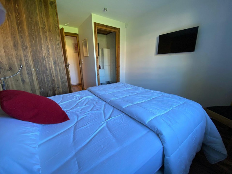 _clients_227359002_photos_337ag_7155581