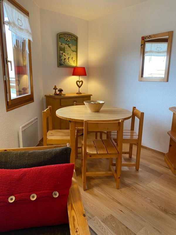 _clients_227359002_photos_9f_6937743