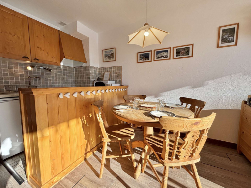 _clients_227459001_photos_17618f_7534879