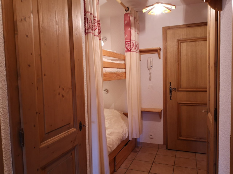 _clients_227459001_photos_17643d_5812566