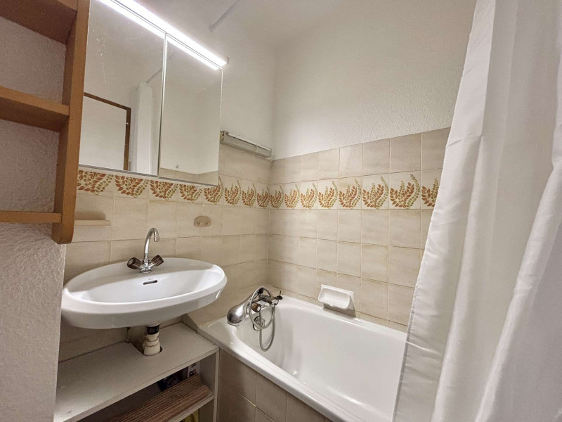 _clients_227459001_photos_17818t_5802505