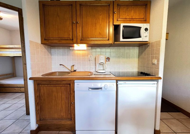 _lv_images__lot_0000020036_07_6807076