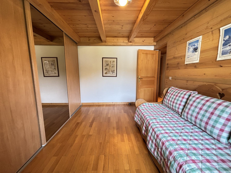 _lv_images__lot_0000140075_10_6763374