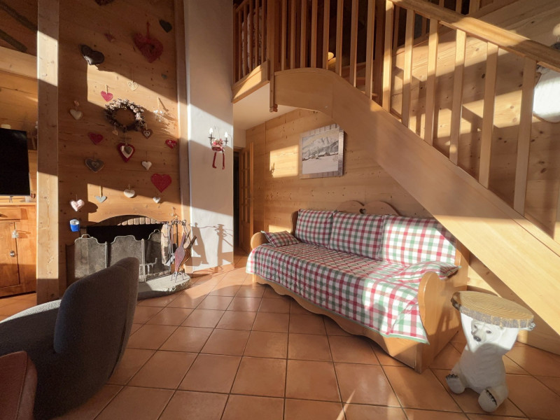 _lv_images__lot_0000140075_10_6940290