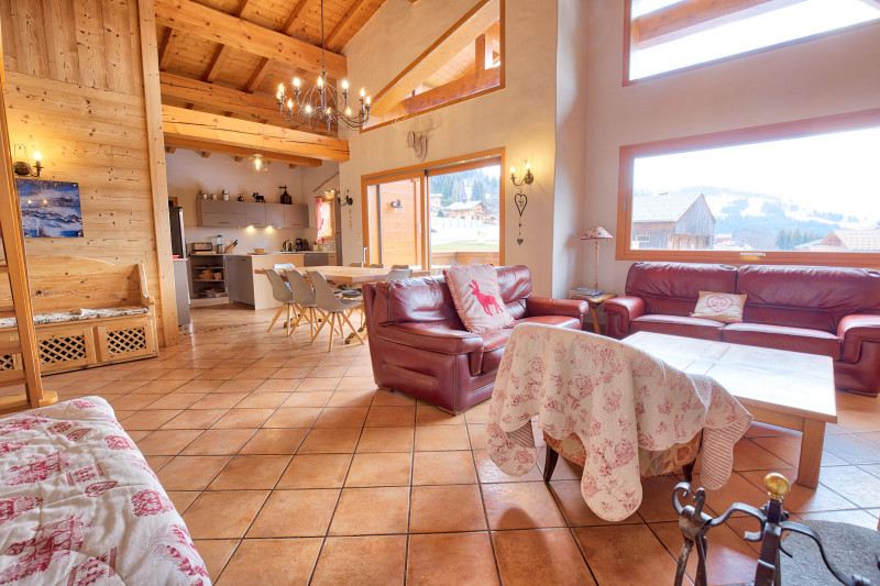 _lv_images__lot_0000140075_14_6940294