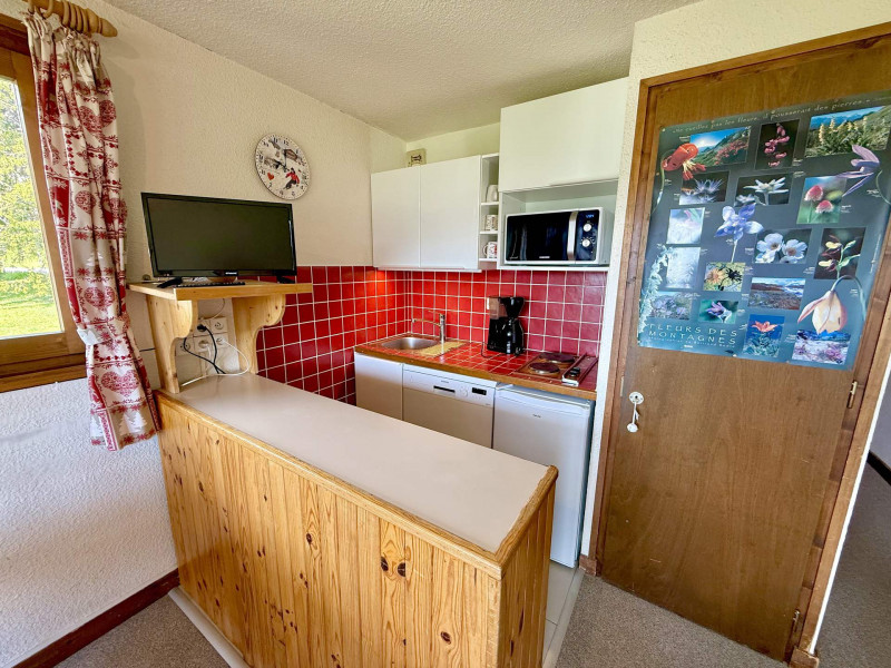 _lv_images__lot_0000830256_10_7414395