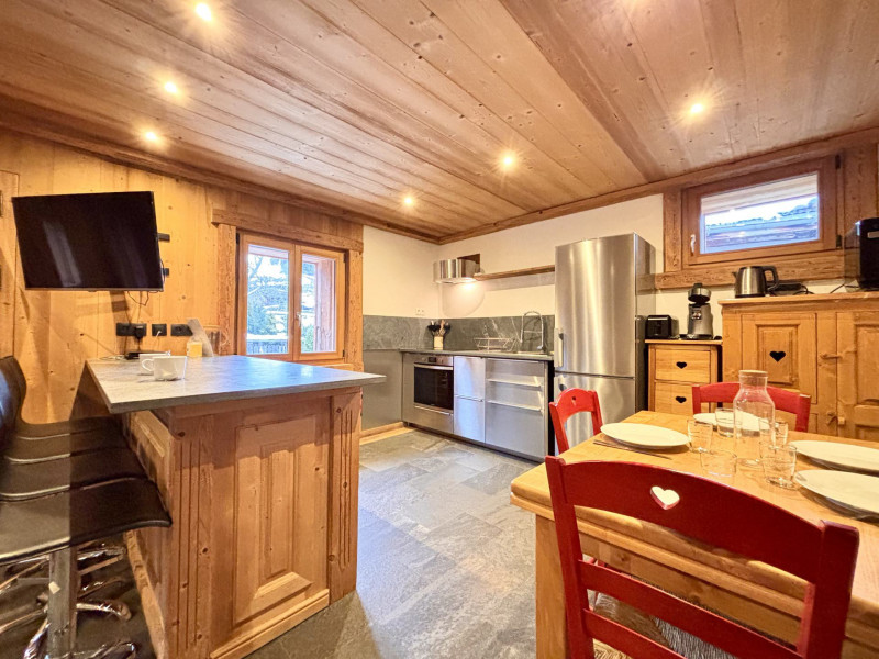 _lv_images__lot_0000970295_02_7653733