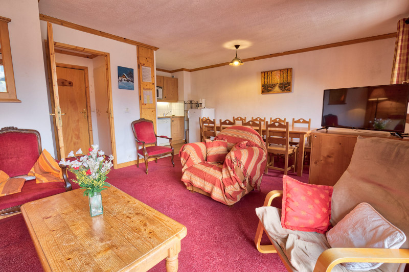 _lv_images__lot_0000970352_01_7530494