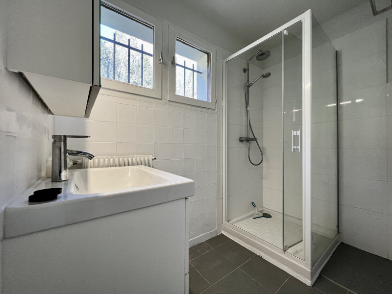 _lv_images__lot_0000970360_12_7790551
