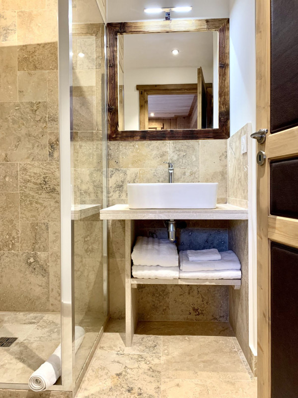 _lv_images__lot_0000970364_08_6969559 _lv_images__lot_0000970364_08_6969559