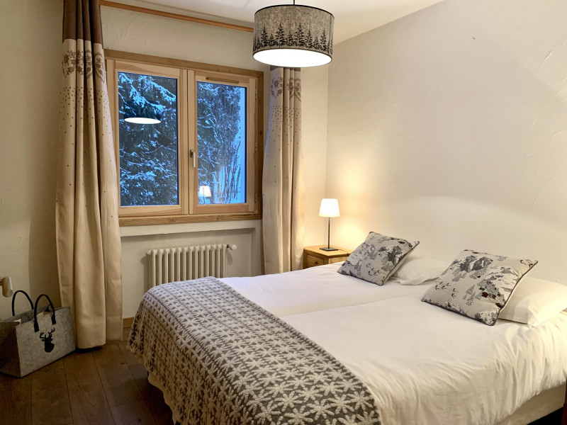 _lv_images__lot_0000970374_07_7414951