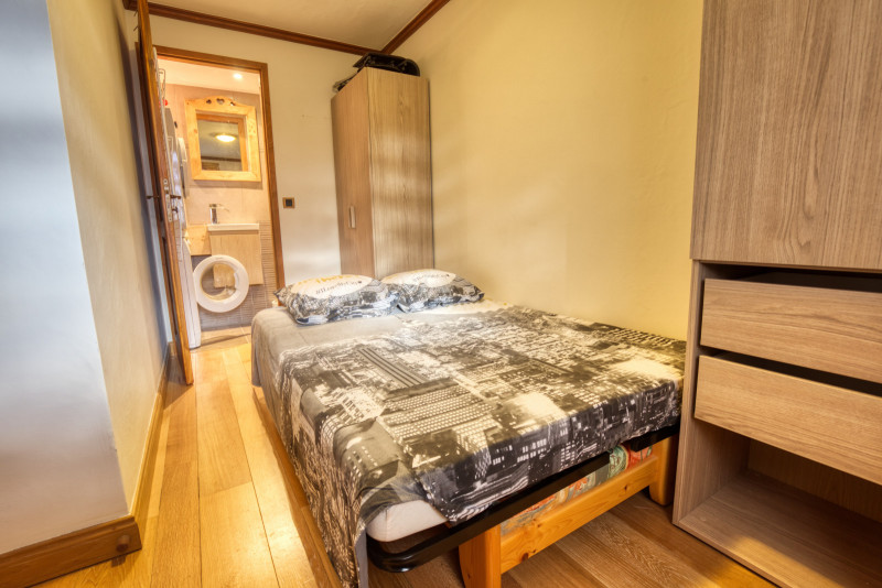 _lv_images__lot_0000970387_07_6963187