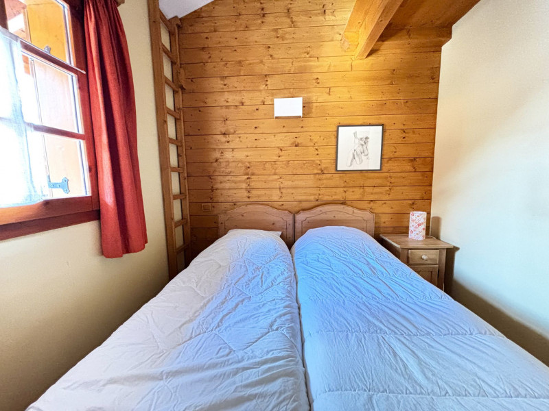 _lv_images__lot_0000970390_10_7651977 _lv_images__lot_0000970390_10_7651977