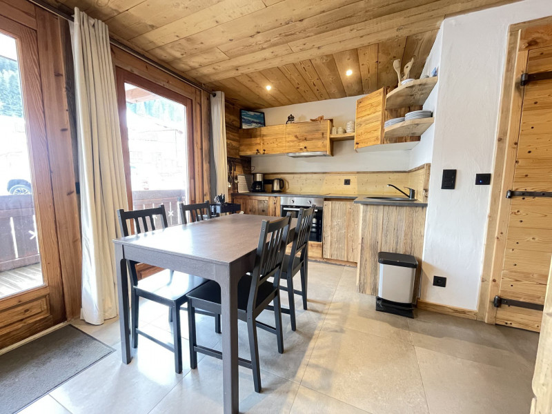 _lv_images__lot_0000970391_08_7653992