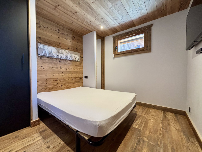 _lv_images__lot_0000970395_12_7762077